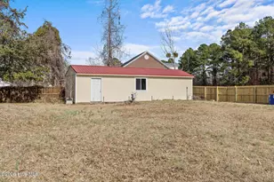 237 Country Squire Ln, Jacksonville, NC 28540 - Photo 50