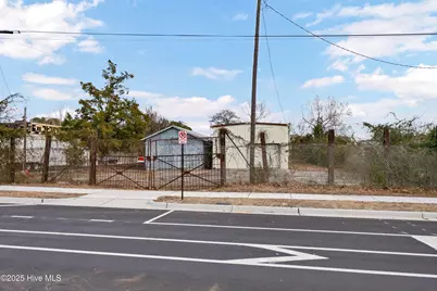 1403 S 5th Avenue, Wilmington, NC 28401 - Photo 26