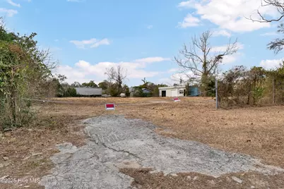1403 S 5th Avenue, Wilmington, NC 28401 - Photo 24