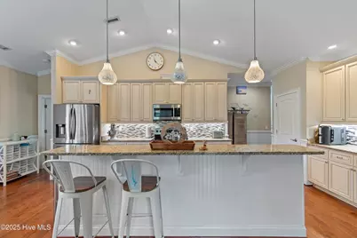 304 NE 47th Street, Oak Island, NC 28465 - Photo 6