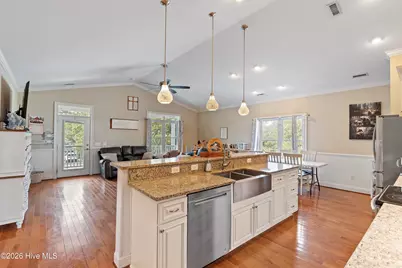 304 NE 47th Street, Oak Island, NC 28465 - Photo 4