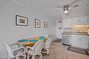 1404 Canal Dr, Carolina Beach, NC 28428 - Photo 8