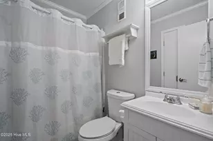 1404 Canal Dr, Carolina Beach, NC 28428 - Photo 10