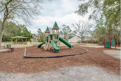 1065 Chadwick Shores Drive, Sneads Ferry, NC 28460 - Photo 12