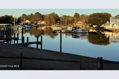 107 Starboard Drive, New Bern, NC 28562 - Photo 6