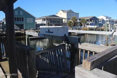 115 Raleigh Street, Holden Beach, NC 28462 - Photo 8