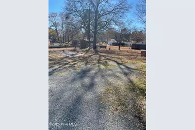 199 Hannah Pickett Avenue, Rockingham, NC 28379 - Photo 4