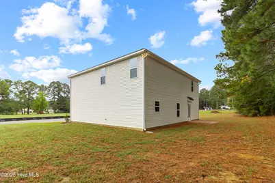 171 Traveller Way, Raeford, NC 28376 - Photo 2