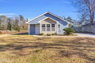 9564 Holly Hills Dr NE, Leland, NC 28451 - Photo 1