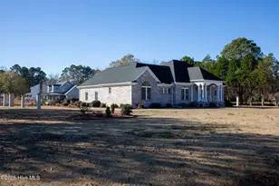 27 Stewart Cir, Whiteville, NC 28472 - Photo 6