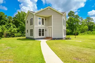 335 Country Club Ln, Newport, NC 28570 - Photo 30