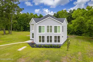 335 Country Club Ln, Newport, NC 28570 - Photo 36