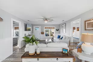122 Sanford St, Holden Beach, NC 28462 - Photo 4