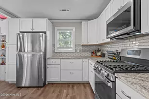 1116 S 10th St, Wilmington, NC 28401 - Photo 6