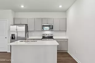 626 S Squires Run Ln, Richlands, NC 28574 - Photo 12