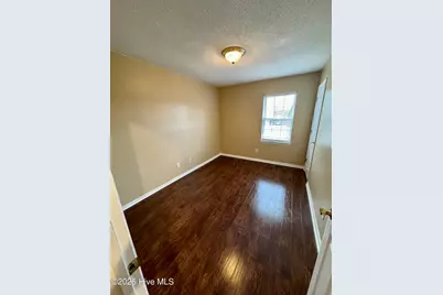 2506 Bluff View Court #B, Greenville, NC 27834 - Photo 12