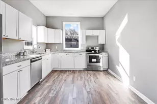 304 Woodland Ave, Rocky Mount, NC 27801 - Photo 6