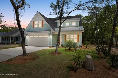 114 NE 31st Street, Oak Island, NC 28465 - Photo 2