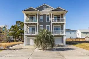1208 Bonito Ln, Carolina Beach, NC 28428 - Photo 1