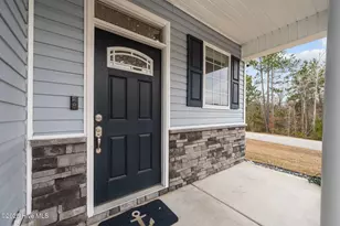 207 Knightheads Dr, Swansboro, NC 28584 - Photo 8