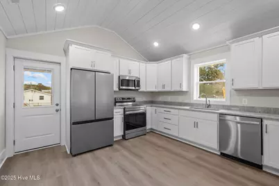 613 Mulberry Street, Beaufort, NC 28516 - Photo 36