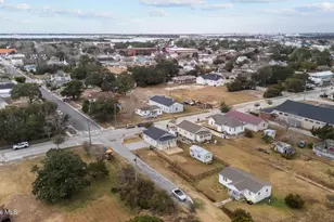 613 Mulberry St, Beaufort, NC 28516 - Photo 44
