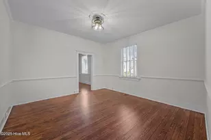 723 Pollock St, New Bern, NC 28562 - Photo 16