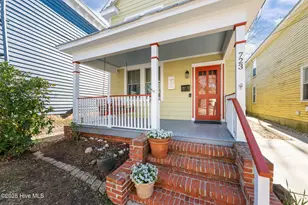 723 Pollock St, New Bern, NC 28562 - Photo 2