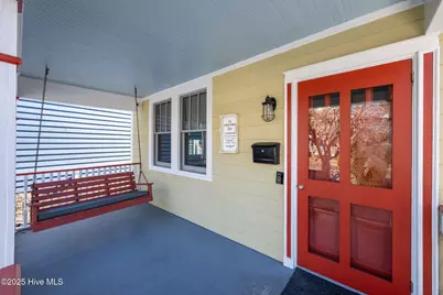 723 Pollock Street, New Bern, NC 28562 - Photo 4