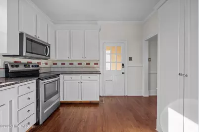 723 Pollock Street, New Bern, NC 28562 - Photo 18