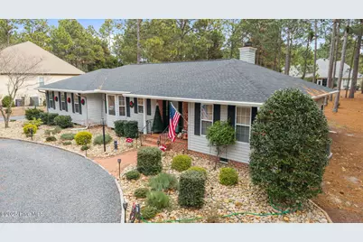 247 Longleaf Drive, West End, NC 27376 - Photo 4