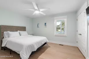 151 Hunting Bay Dr, Cape Carteret, NC 28584 - Photo 16