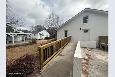 203 Stewart Avenue, Clinton, NC 28328 - Photo 22