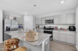 5183 Meagan Ln NE, Winnabow, NC 28479 - Photo 4