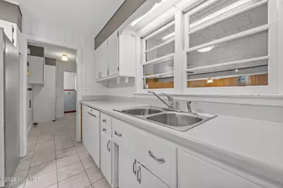 205 Fenton Place, Jacksonville, NC 28540 - Photo 32