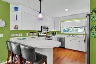 111 Cutlass Dr, Surf City, NC 28445 - Photo 4