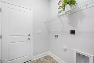 819 Hidden Brg Dr, Jacksonville, NC 28546 - Photo 24