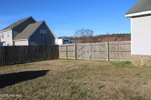 212 Sunridge Ln, Pikeville, NC 27863 - Photo 6