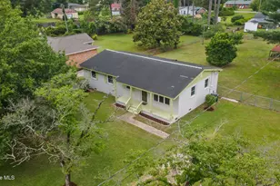 210 Glenburnie Dr, New Bern, NC 28560 - Photo 4