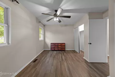 210 Glenburnie Drive, New Bern, NC 28560 - Photo 24