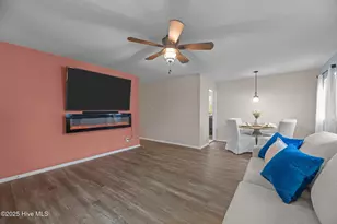 210 Glenburnie Dr, New Bern, NC 28560 - Photo 12