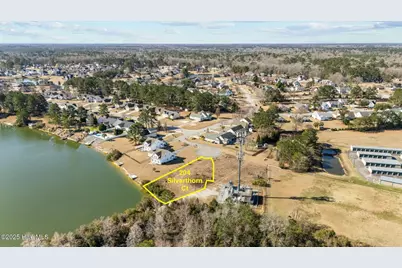 204 Silverthorn Court, New Bern, NC 28562 - Photo 2