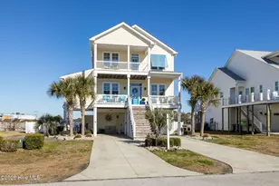 127 Sound Pt Dr, Harkers Island, NC 28531 - Photo 2
