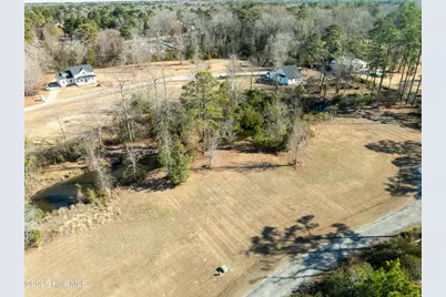 325 Winterberry Court, Washington, NC 27889 - Photo 4