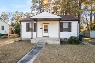 514 New River Dr, Jacksonville, NC 28540 - Photo 2