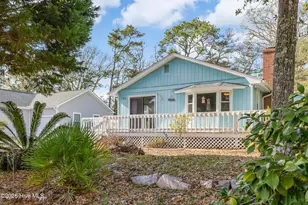 105 SE 30th St, Oak Island, NC 28465 - Photo 1