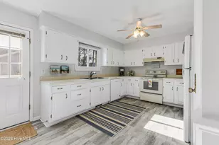 105 SE 30th St, Oak Island, NC 28465 - Photo 18