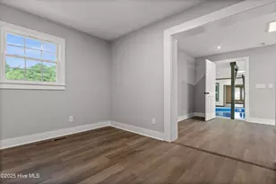 705 Bullard St, Roseboro, NC 28382 - Photo 32