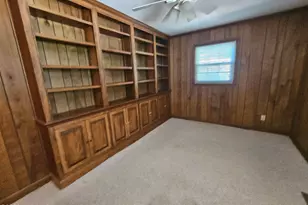 200 Coharie Dr, Clinton, NC 28328 - Photo 32