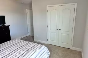 1001 Ferry Spring Ln, Jacksonville, NC 28546 - Photo 32